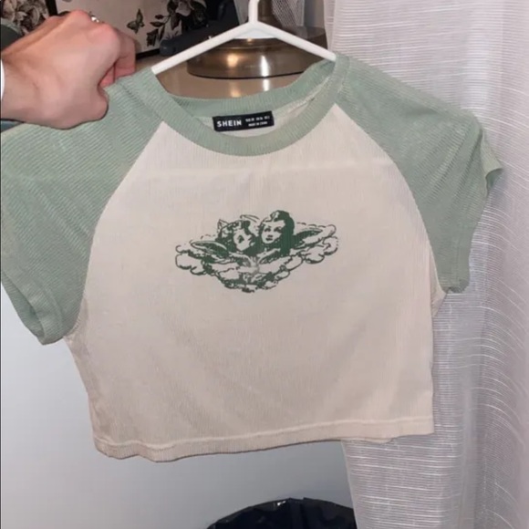 Crop top - Picture 2 of 4